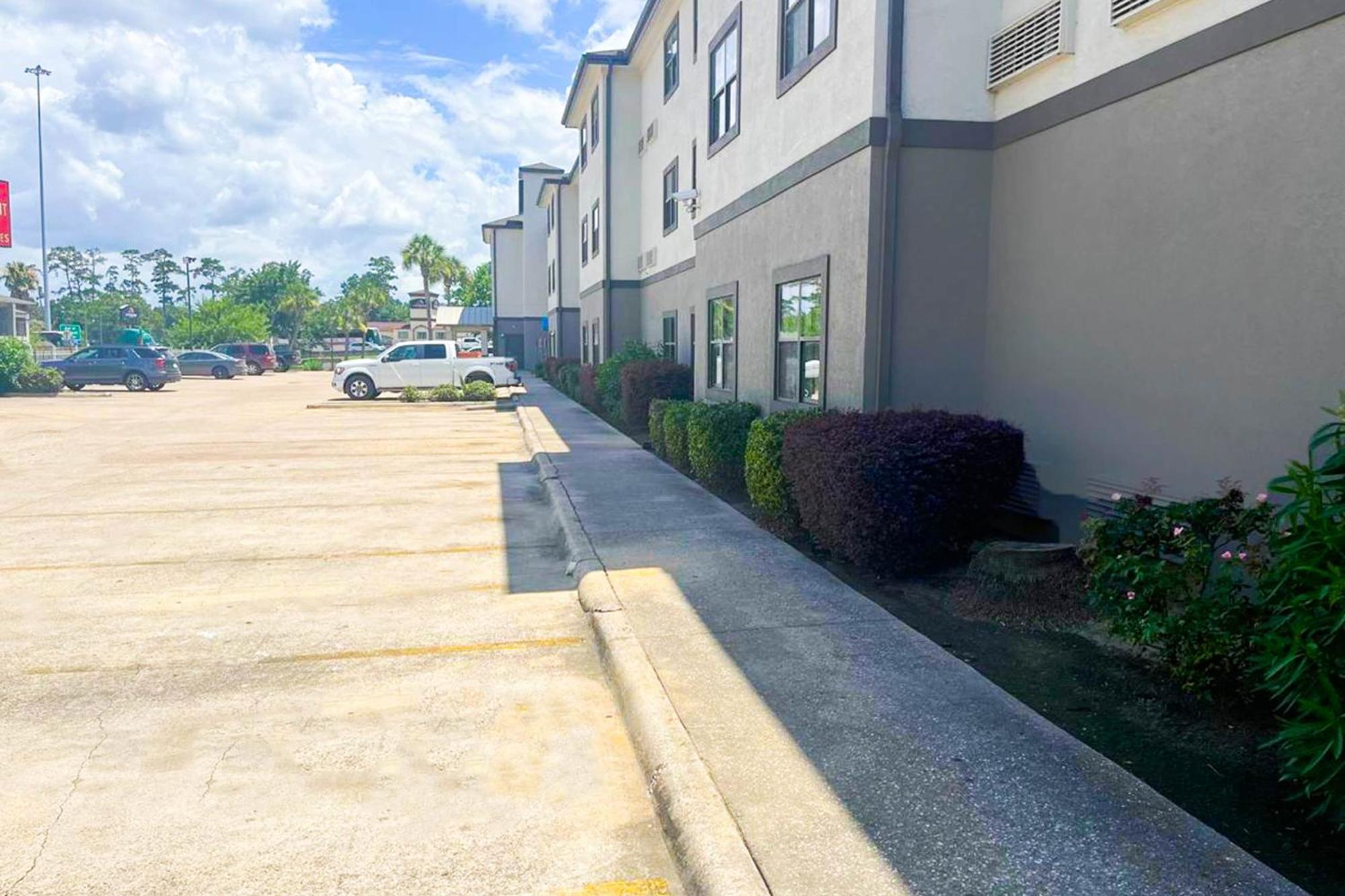 Oyo Townhouse Beaumont Medical Center Area Hotel Buitenkant foto