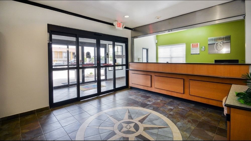Oyo Townhouse Beaumont Medical Center Area Hotel Buitenkant foto